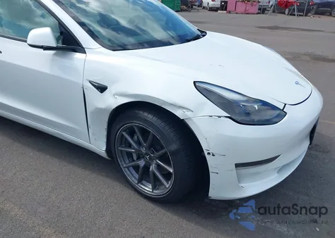 2021 Tesla Model 3 Standard Range Plus Rear-Wheel Drive from USA, damaged, VIN 5YJ3E1EA2MF100789